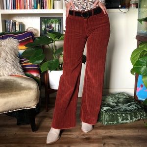 zee gee why corduroy pants 🤠